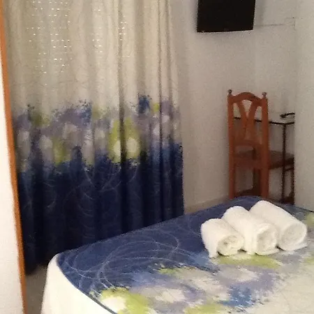 Guest house Los Bateles 2*